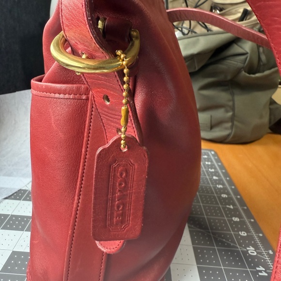 Vintage Coach Red Bleeker Bag - Style 4153 - Picture 3 of 7